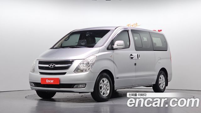 Hyundai Starex 12-Seater Wagon CVX Deluxe — пробег 97 956 км — фото 1 из 5