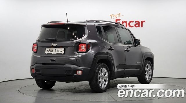 Jeep Renegade 2.4 Longitude — пробег 39 798 км — фото 2 из 5