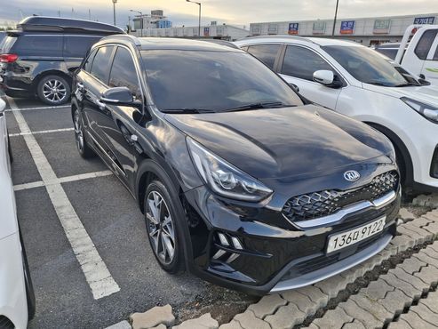 Kia Niro 1.6 PHEV Noblesse Special — пробег 126 582 км — фото 2 из 5
