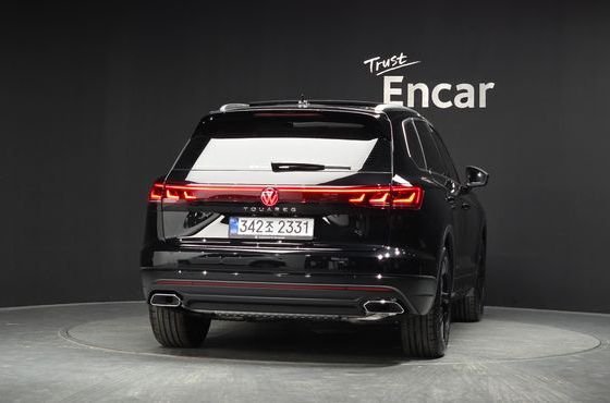 Volkswagen Touareg 3.0 TDI Prestige — пробег 33 км — фото 4 из 5