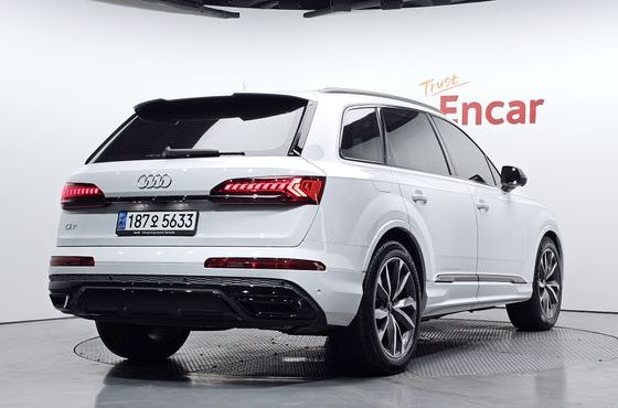 Audi Q7 50 TDI Quattro Premium — пробег 50 005 км — фото 2 из 5