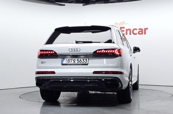 Audi Q7 50 TDI Quattro Premium — пробег 50 005 км — фото 4 из 5