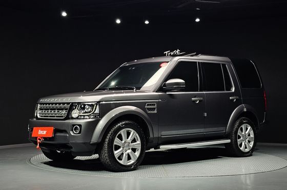 Land Rover Discovery 3.0 SDV6 SE — пробег 174 323 км — фото 1 из 5