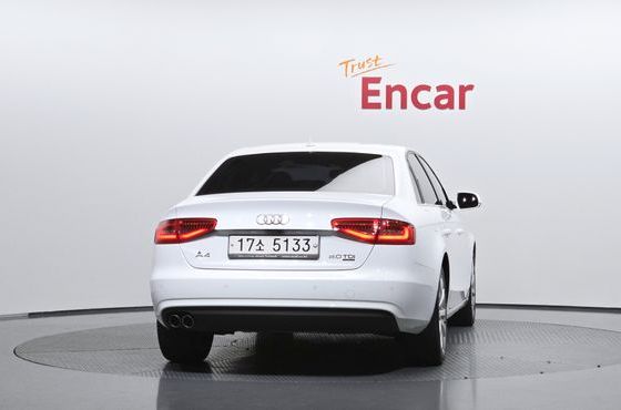 Audi A4 2.0 TDI Quattro Dynamic B8 — пробег 77 518 км — фото 4 из 5