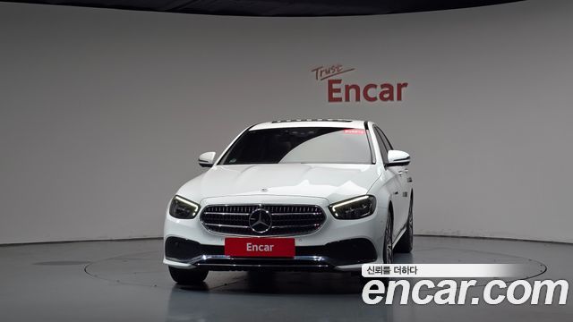 Mercedes-Benz E-Class E250 Avantgarde — пробег 72 999 км — фото 3 из 5