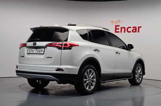 Toyota RAV4 2.5 2WD 4th — пробег 67 203 км — фото 2 из 5