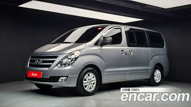 Hyundai Starex 5-Seater VAN Smart — пробег 121 760 км — фото 1 из 5