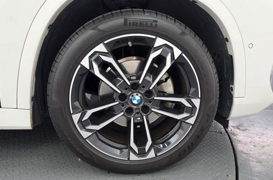 BMW X1 xDrive 20i M Sport — пробег 9 169 км — фото 5 из 5
