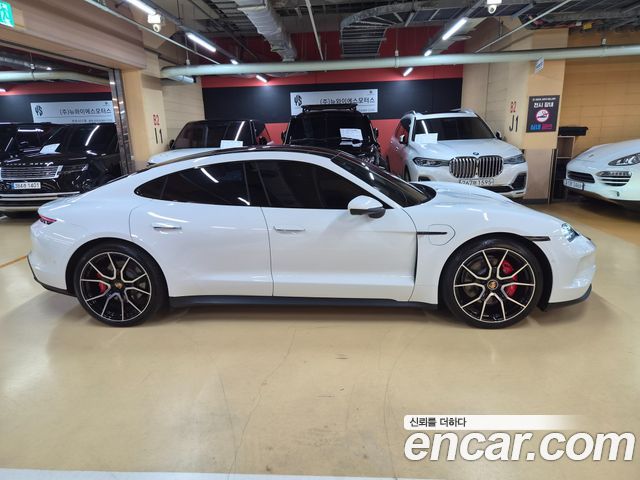 Porsche Taycan из Кореи Encar