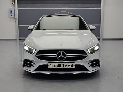 Mercedes-Benz A-Class AMG A35 4MATIC Sedan — пробег 74 602 км — фото 2 из 5