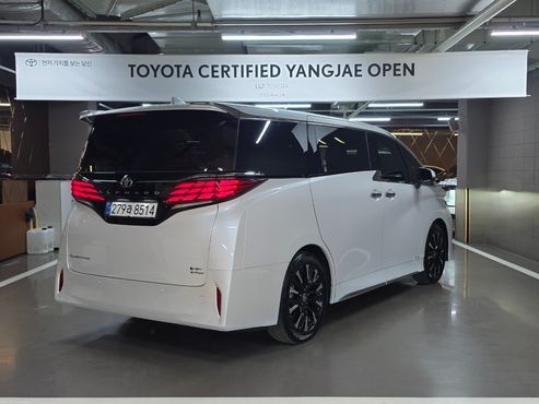 Toyota Alphard 2.5 HEV Executive AWD — пробег 2 831 км — фото 2 из 5