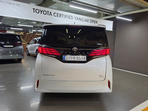 Toyota Alphard 2.5 HEV Executive AWD — пробег 2 831 км — фото 4 из 5