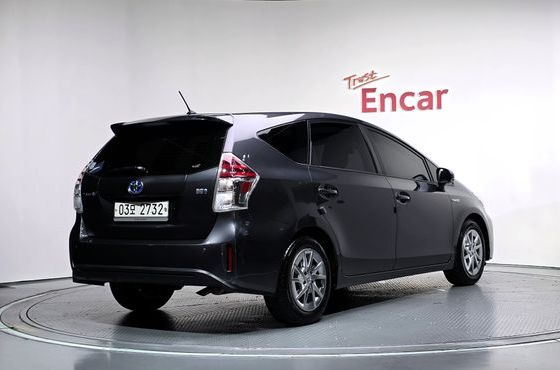Toyota Prius 1.8 — пробег 21 186 км — фото 2 из 5