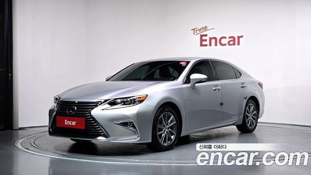 Lexus ES Supreme XV60 — пробег 86 258 км — фото 1 из 5