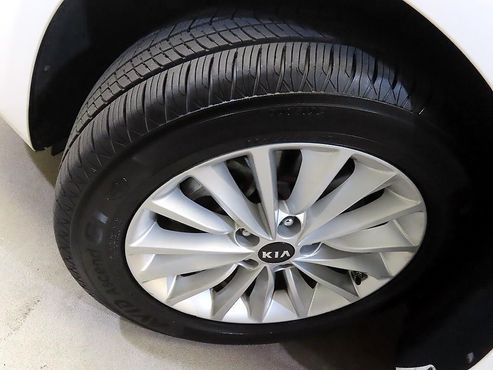 Kia K7 3.0 LPI Luxury (Rental Car) — пробег 180 972 км — фото 5 из 5