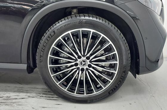 Mercedes-Benz GLC-Class GLC300 4MATIC AMG Line — пробег 4 348 км — фото 5 из 5