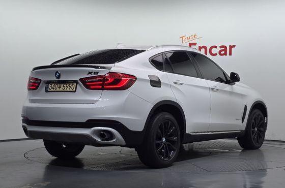 BMW X6 xDrive 30d — пробег 114 689 км — фото 2 из 5