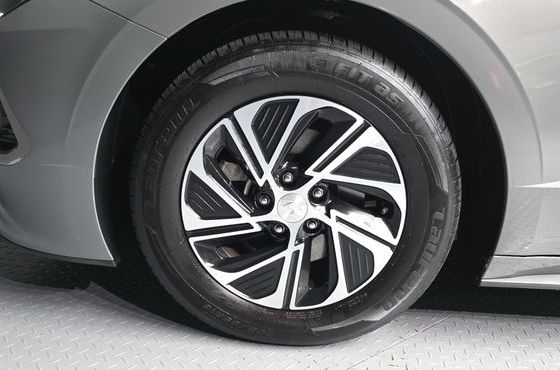 Hyundai Sonata Modern — пробег 190 987 км — фото 5 из 5