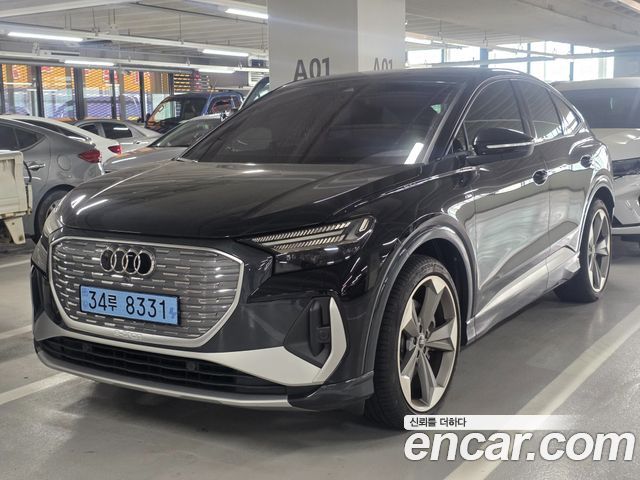 Audi Q4 e-tron 45 Premium Sportback — пробег 7 600 км — фото 1 из 5