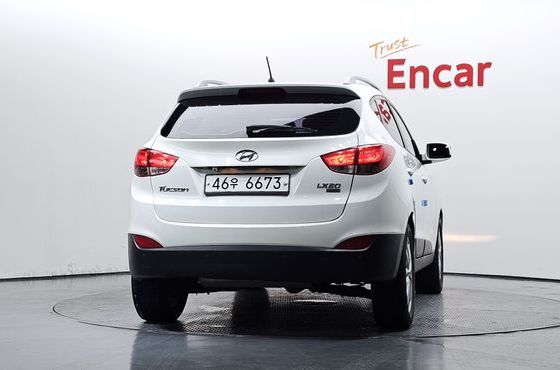 Hyundai Tucson Diesel 2WD LX20 Premier — пробег 166 879 км — фото 4 из 5