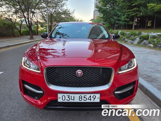Jaguar F-PACE 35t R-Sport — пробег 113 306 км — фото 3 из 5