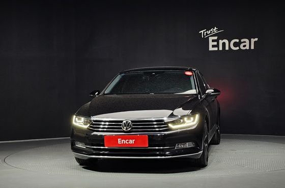 Volkswagen Passat 2.0 TDI Premium — пробег 167 388 км — фото 3 из 5