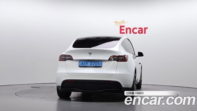 Tesla Model Y RWD — пробег 46 061 км — фото 4 из 5