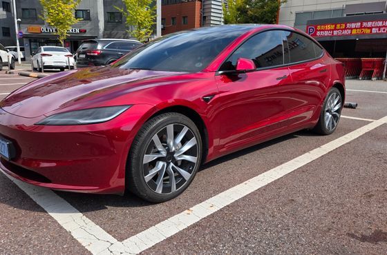 Tesla Model 3 Long Range AWD — пробег 76 129 км — фото 1 из 5