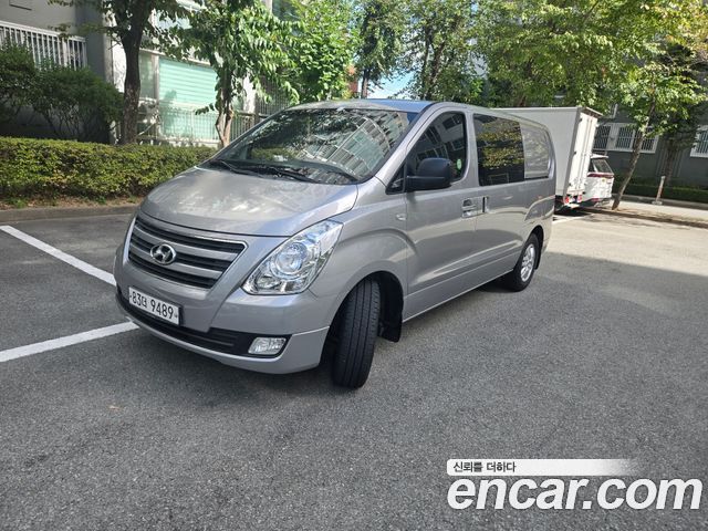 Hyundai Starex 5-Seater VAN CVX Luxury — пробег 213 473 км — фото 2 из 5