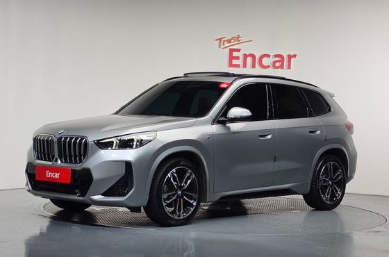 BMW X1 sDrive 20i M Sport — пробег 48 424 км — фото 1 из 5
