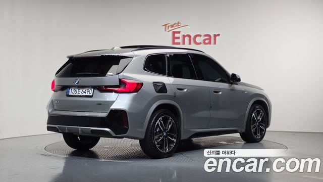 BMW X1 sDrive 20i M Sport — пробег 48 424 км — фото 2 из 5