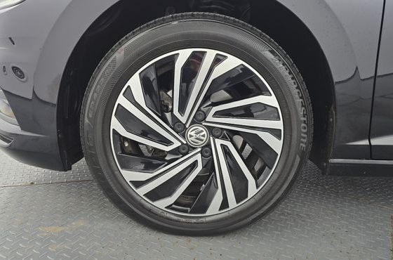 Volkswagen Jetta 1.4 TSI Prestige — пробег 38 476 км — фото 5 из 5