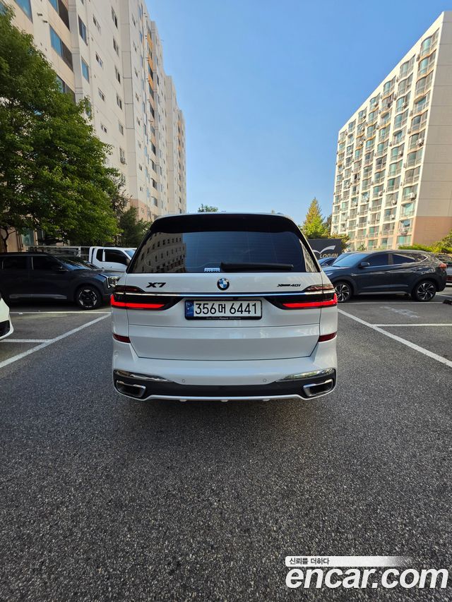 BMW X7 xDrive 40i M Sport 6STR — пробег 26 362 км — фото 4 из 5