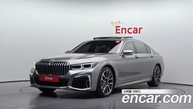 BMW 7-Series 740Li xDrive M Sport Package — пробег 53 036 км — фото 1 из 5