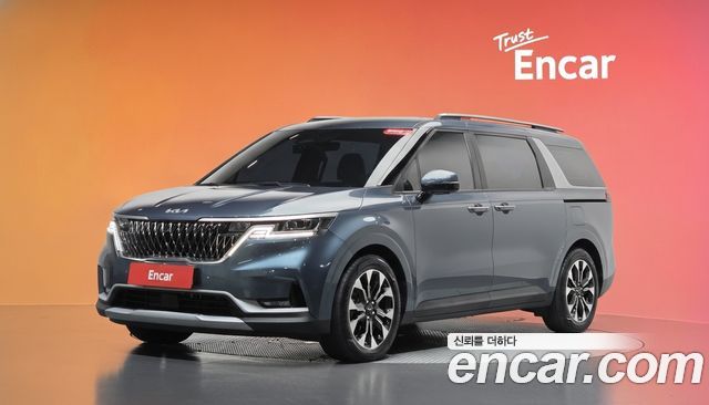 Kia Carnival Diesel 9-Seater Prestige — пробег 100 025 км — фото 1 из 5
