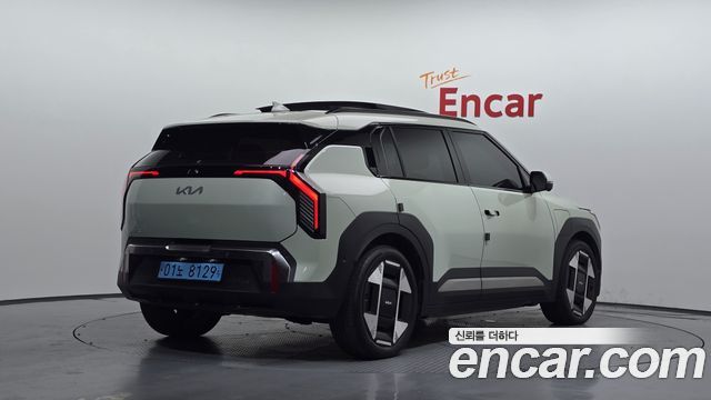 Kia EV3 Long Range 2WD Earth — пробег 81 484 км — фото 2 из 5