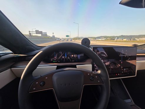Tesla Model S AWD — пробег 22 862 км — фото 4 из 4