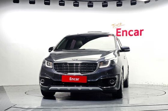 Kia Carnival 9-seater Noblesse — пробег 210 126 км — фото 3 из 5
