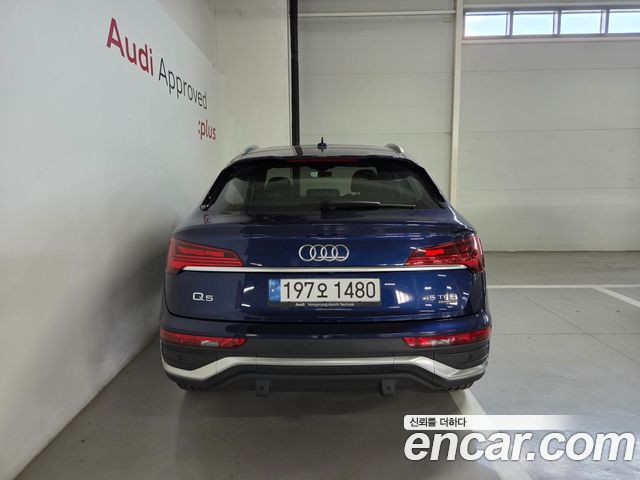 Audi Q5 45 TFSI Quattro Sportback Premium — пробег 35 100 км — фото 4 из 5
