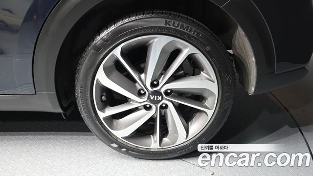 Kia Niro Noblesse — пробег 190 560 км — фото 5 из 5