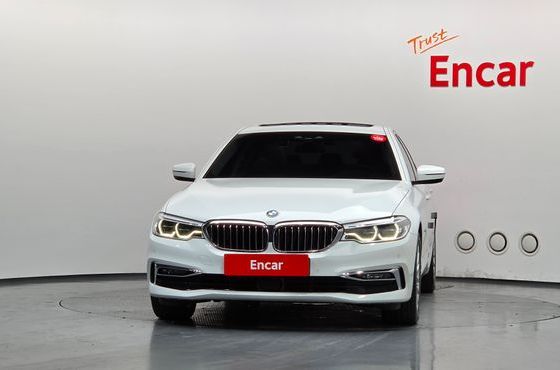 BMW 5-Series 520d Luxury Plus — пробег 67 286 км — фото 3 из 5