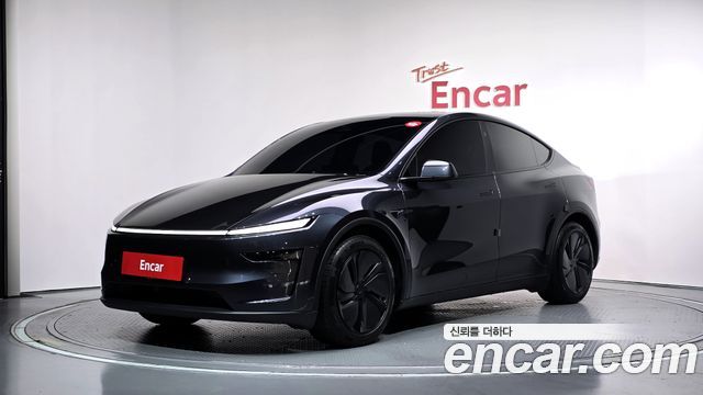 Tesla Model Y RWD — пробег 31 261 км — фото 1 из 5