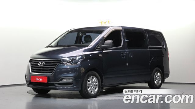 Hyundai Starex Van 5-Seater Modern — пробег 249 219 км — фото 1 из 5