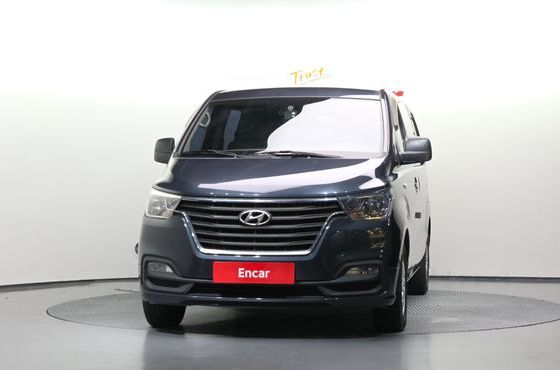 Hyundai Starex Van 5-Seater Modern — пробег 249 219 км — фото 3 из 5