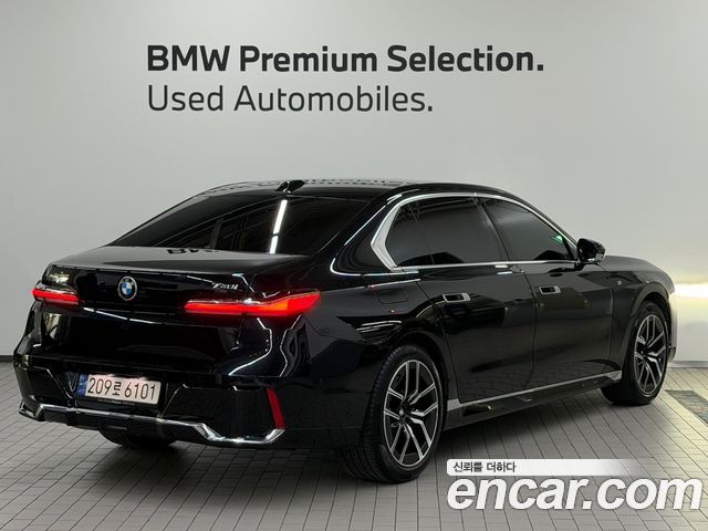 BMW 7-Series 740i xDrive M Sport — пробег 51 460 км — фото 2 из 5
