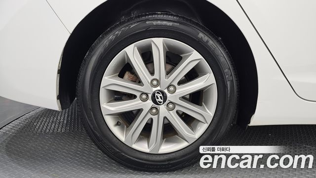 Hyundai AVANTE 1.6 VGT Smart Standard — пробег 77 737 км — фото 5 из 5