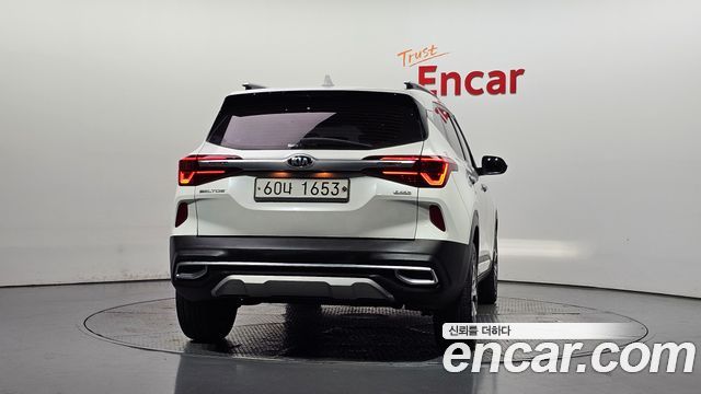 Kia Seltos из Кореи Encar