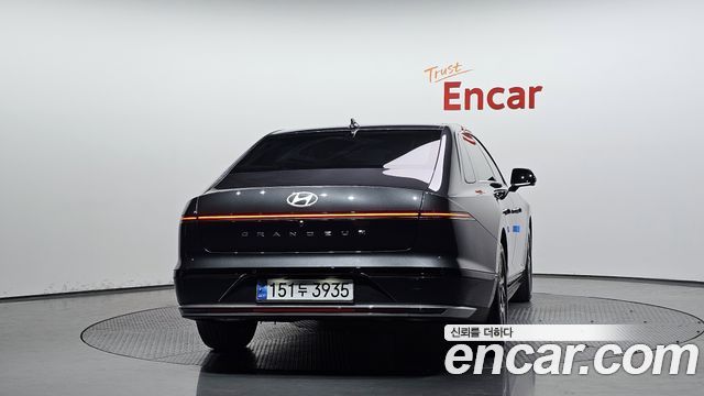 Hyundai Grandeur из Кореи Encar