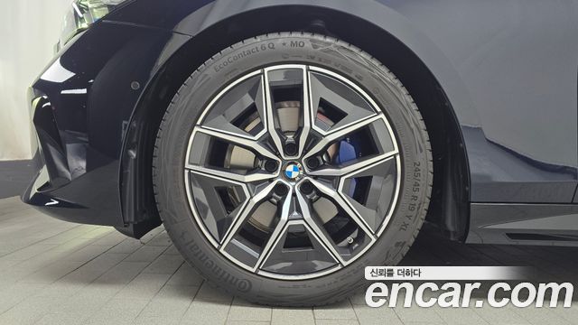 BMW 5-Series 520i M Sport — пробег 16 045 км — фото 5 из 5