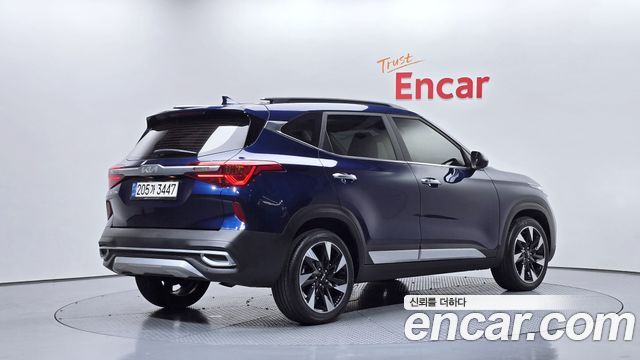 Kia Seltos из Кореи Encar